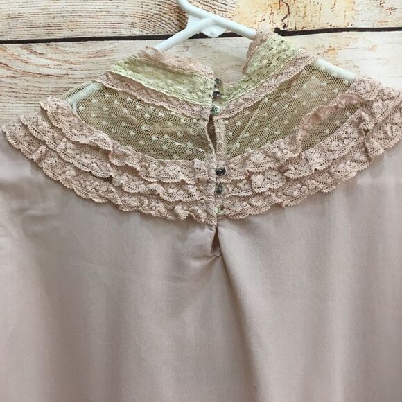 ANTHROPOLOGIE COMME TOI LACE TRIMMED TOP IN MAUVE‎ AND CREAM - Picture 8 of 8